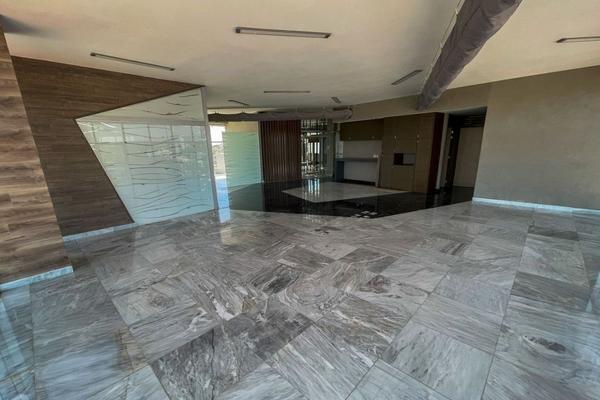 Foto de inmueble en Av. Pablo Neruda, Col. Providencia 3a Secc C.P. 44630, Guadalajara