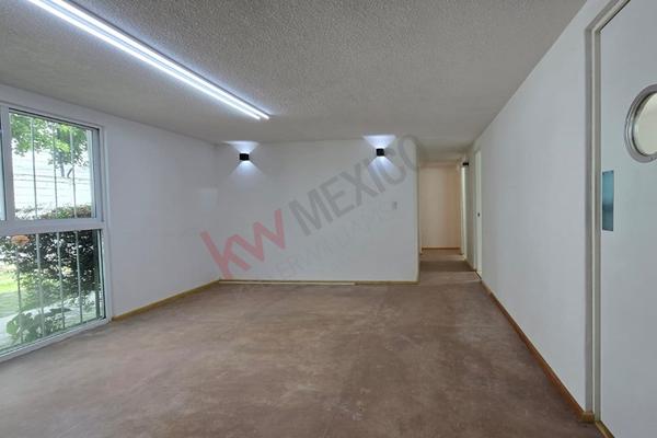 Foto de inmueble en Av Pacífico #362, Col. Rosedal C.P. 04330, Coyoacán