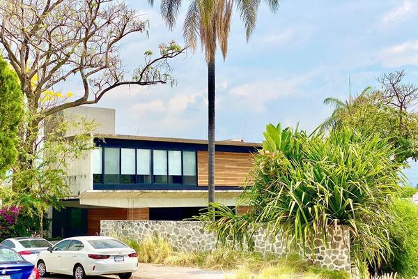 Foto de inmueble en Av Palmira, Col. Palmira Tinguindin C.P. 62490, Cuernavaca