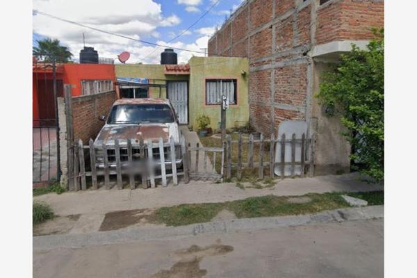Foto de inmueble en AV PASEO DEL FARO #216, Col. Puente Viejo C.P. 45424, Tonalá