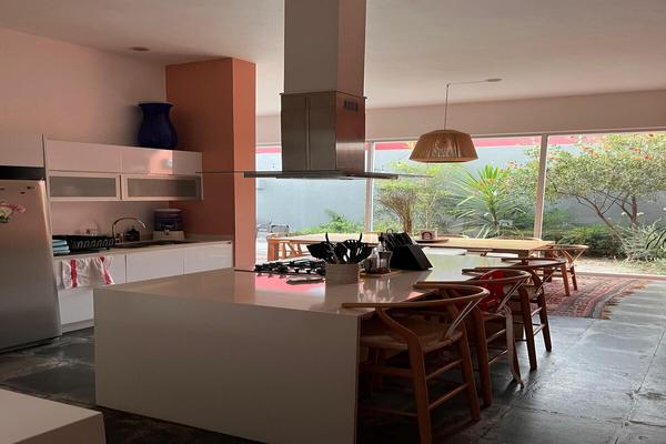 Foto de inmueble en Av Paseo La Toscana 888, Col. Valle Real C.P. 45019, Zapopan