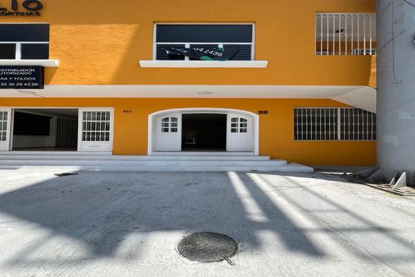 Foto de inmueble en Av patria, Col. Jardines Vallarta C.P. 45027, Zapopan