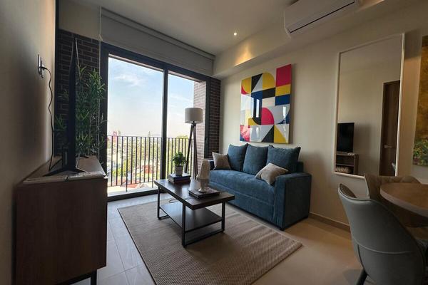 Foto de inmueble en Av. Plan de San Luis, Col. Chapultepec Country C.P. 44620, Guadalajara
