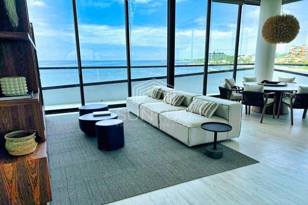 Foto de inmueble en av playa los picos, Col. Bucerías Centro C.P. 63732, Bahía de Banderas