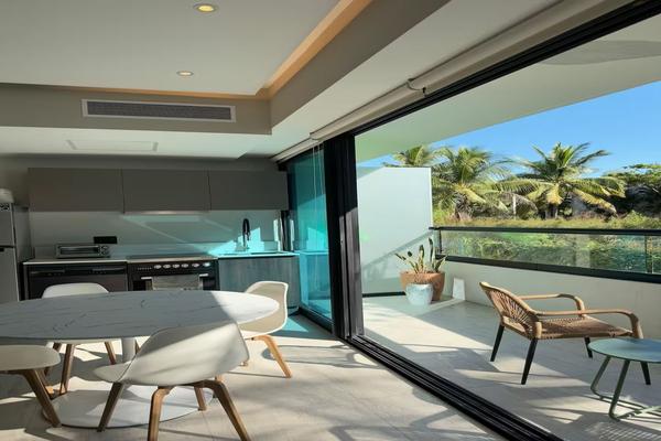 Foto de inmueble en Av. Playa los Picos, Col. Bucerías Centro C.P. 63732, Bahía de Banderas