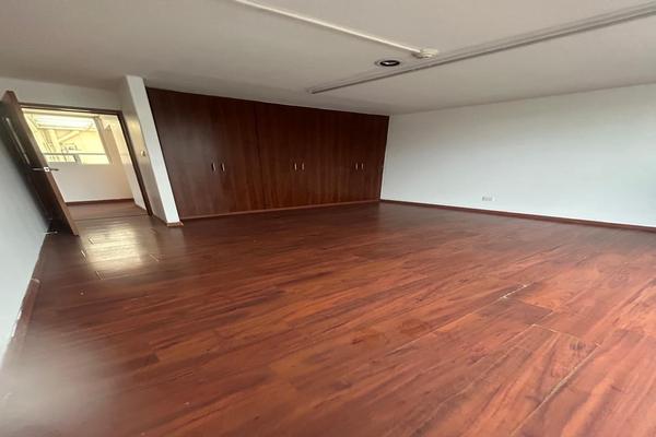 Foto de inmueble en Av Poniente, Col. Nueva Vallejo C.P. 07750, Gustavo A. Madero