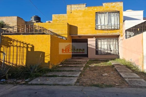 Foto de inmueble en Avenida Primavera, Col. Lauro Ortega C.P. 62588, Temixco