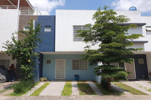 Foto de inmueble en Av. Primavera, Col. Parques del Bosque C.P. 45609, San Pedro Tlaquepaque