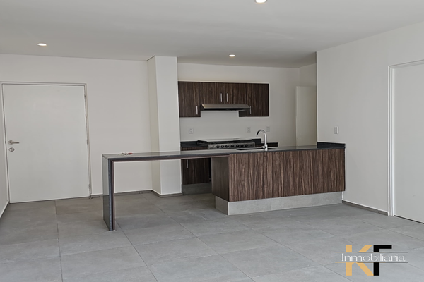Foto de inmueble en Av. Prolong. 5 de Mayo, Col. Colinas de Tarango C.P. 01610, Álvaro Obregón