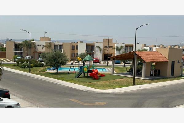 Foto de inmueble en AV PUERTA REAL #128, Col. Puerta Real C.P. 76910, Corregidora