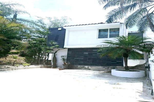 Foto de inmueble en Av Puerto Bajania no 1600Fraccionamiento Banus Residencial casa 22, Col. Banus C.P. 45640, Tlajomulco de Zúñiga