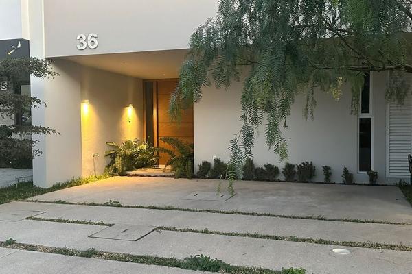 Foto de inmueble en Av. Punto sur, Col. Punto Sur C.P. 45645, Tlajomulco de Zúñiga