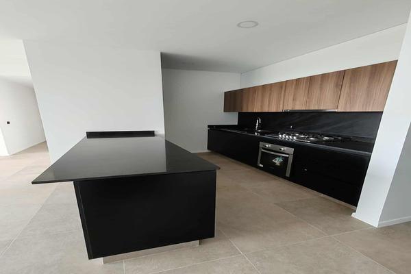 Foto de inmueble en Av. Punto Sur, Col. Punto Sur C.P. 45645, Tlajomulco de Zúñiga