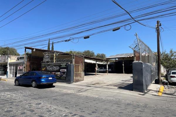 Foto de inmueble en Avenida Ramon Corona #542, Col. Santa Anita C.P. 45600, San Pedro Tlaquepaque