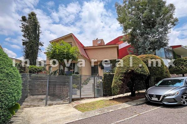 Foto de inmueble en Av. Residencial Chiluca, Col. Chiluca C.P. 52930, Atizapán de Zaragoza
