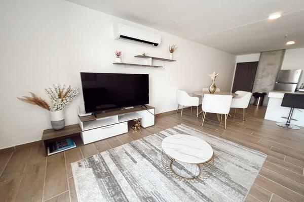Foto de inmueble en Av. Revolución, Col. Buenos Aires C.P. 64800, Monterrey