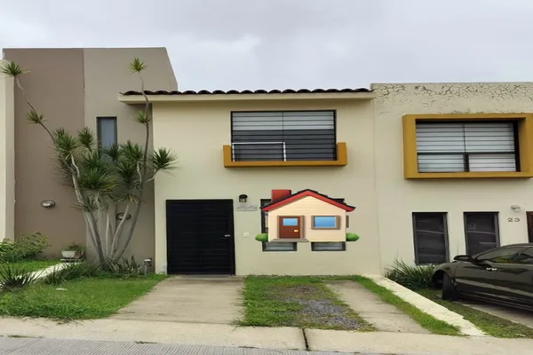 Foto de inmueble en Av Río Altea #8937, Col. Las Terrazas Residencial C.P. 45599, San Pedro Tlaquepaque