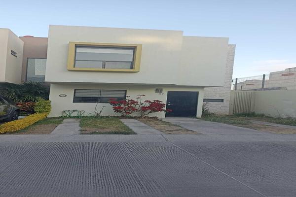 Foto de inmueble en Av. Río Altea, Col. Cortijo de San Agustin C.P. 45645, Tlajomulco de Zúñiga