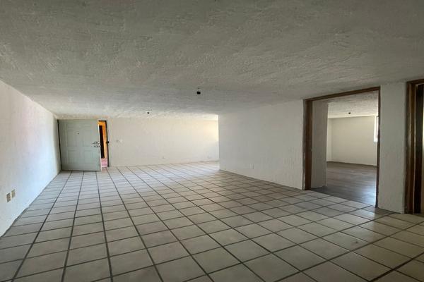 Foto de inmueble en Av. Rio Nilo, Col. Loma Dorada Secc C C.P. 45402, Tonalá