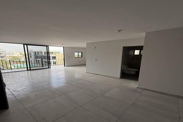 Foto de inmueble en Ave. Ruiz Cortines Pte, Col. La Purísima C.P. 67129, Guadalupe
