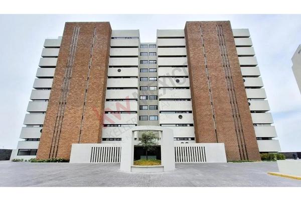 Foto de inmueble en AV. SALVACION 701, Col. Balcones Coloniales C.P. 76140, Querétaro