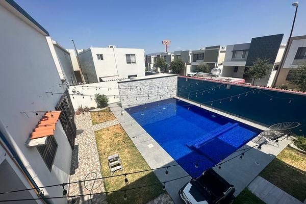 Foto de inmueble en Av. SamsaraResidencial Privada66036 Mitras PonienteN.L., Col. Mitras Poniente C.P. 66023, García
