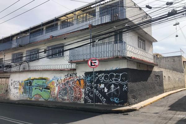 Foto de inmueble en Av. San Bernabe, Col. La Malinche C.P. 10010, La Magdalena Contreras