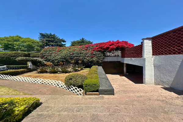 Foto de inmueble en Avenida San Jeronimo, Col. Lomas Quebradas C.P. 10000, La Magdalena Contreras
