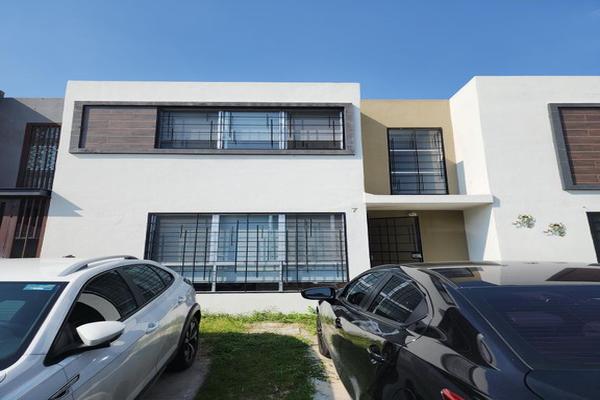 Foto de inmueble en Av. San Mateo, Col. Real Del Valle C.P. 45654, Tlajomulco de Zúñiga