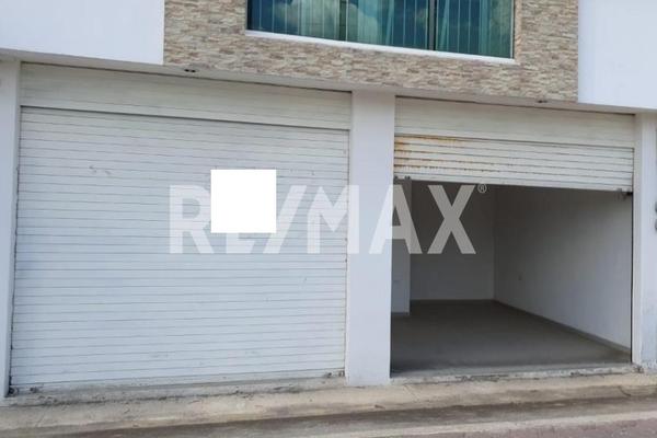 Foto de inmueble en Av. Santa Ana, Col. San Antonio Cacalotepec C.P. 72828, San Andrés Cholula