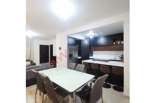Foto de inmueble en AV SANTA FELICITAS #429, Col. Arboledas Jacarandas C.P. 78130, San Luis Potosí