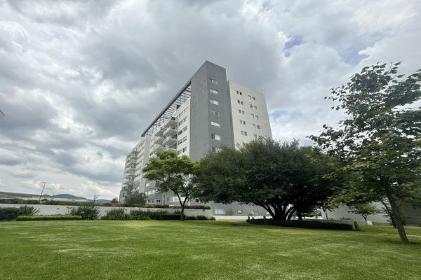Foto de inmueble en Ave Santa rosa, Col. Juriquilla C.P. 76226, Querétaro