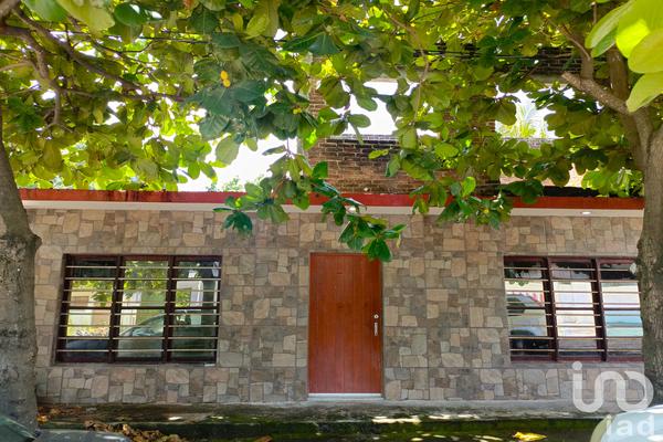 Foto de inmueble en AVENIDA SEIS #437, Col. Valente Diaz C.P. 91725, Veracruz