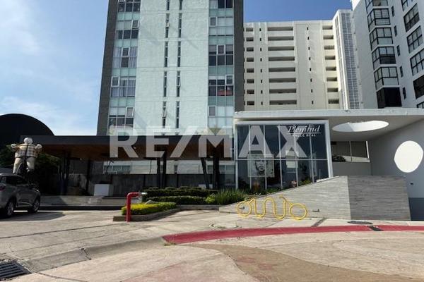 Foto de inmueble en Avenida Servidor publico, Col. Valle Real C.P. 45019, Zapopan