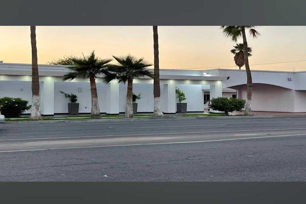 Foto de inmueble en avenida sinaloa, Col. Jalisco C.P. 83447, San Luis Río Colorado