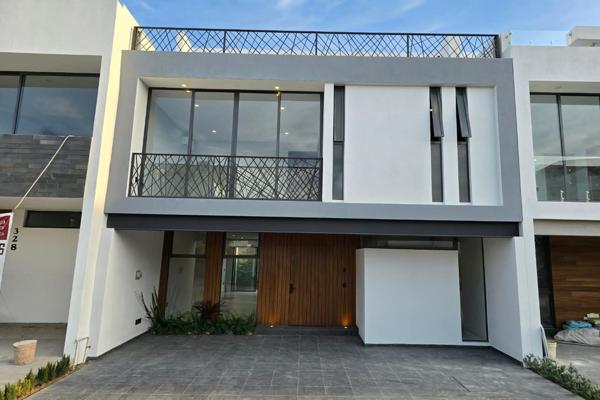 Foto de inmueble en Avenida solares, Col. La Mojonera C.P. 45019, Zapopan