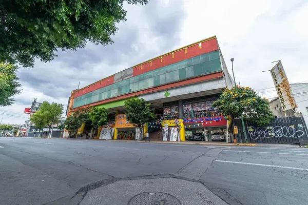 Foto de inmueble en Av Sor Juana Ines de la Cruz #100, Col. San Lorenzo C.P. 54033, Tlalnepantla de Baz