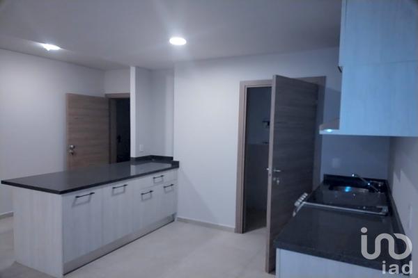 Foto de inmueble en Av. Sor Juana Inés de la Cruz #206, Col. San Lorenzo C.P. 54033, Tlalnepantla de Baz