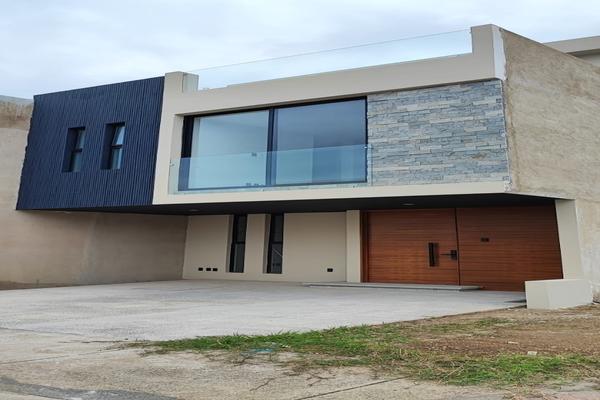 Foto de inmueble en Avenida Talavera poniente, Col. Real de Valdepeñas C.P. 45130, Zapopan
