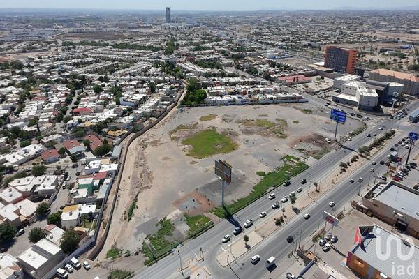 Foto de inmueble en Avenida Tecnologico, Col. Pradera Dorada C.P. 32618, Juárez