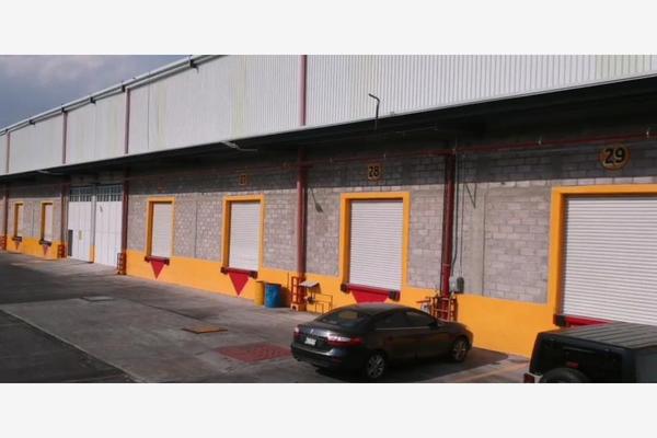 Foto de inmueble en Avenida Tepetitla, Col. La Purificación Tepetitla C.P. 56240, Texcoco