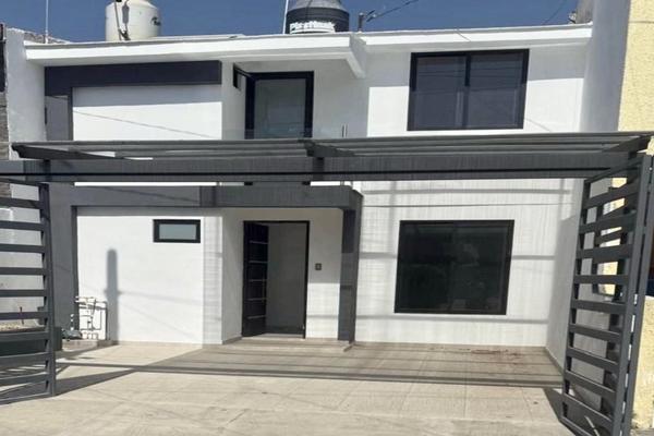 Foto de inmueble en Av tepeyac, Col. Chapalita las Fuentes C.P. 45030, Zapopan