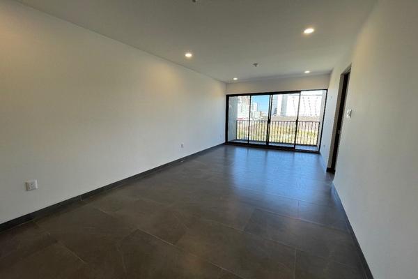 Foto de inmueble en Av. Tercer Millenio, Col. Lomas del Tecnológico C.P. 78215, San Luis Potosí
