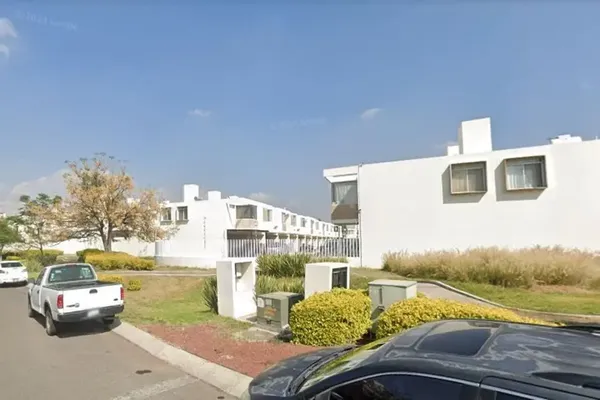 Foto de inmueble en Av. Terranova #8, Col. El Pueblito Centro C.P. 76900, Corregidora
