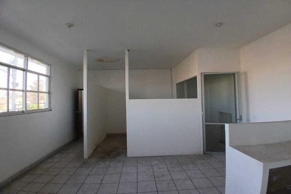 Foto de inmueble en Av. Tlahuac, Col. Santa Cecilia C.P. 13010, Tláhuac