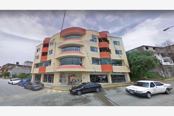 Foto de inmueble en AV TLALNEPANTLA #123, Col. El Olivo II Parte Alta Carlos Pichardo Cruz C.P. 54119, Tlalnepantla de Baz
