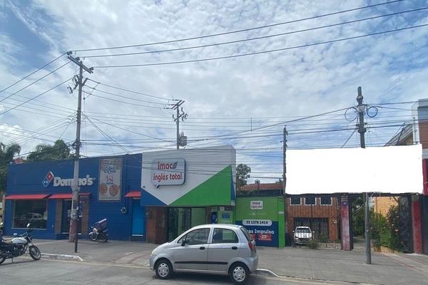 Foto de inmueble en Avenida Tonala, Col. San Elias C.P. 45400, Tonalá