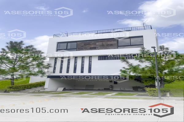 Foto de inmueble en Ave. Universidad, Col. Virreyes Residencial C.P. 45110, Zapopan