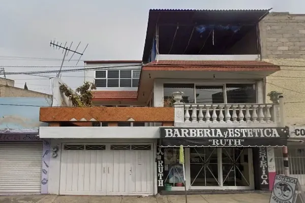 Foto de inmueble en Avenida Vergel #100, Col. Las Peñas C.P. 09750, Iztapalapa
