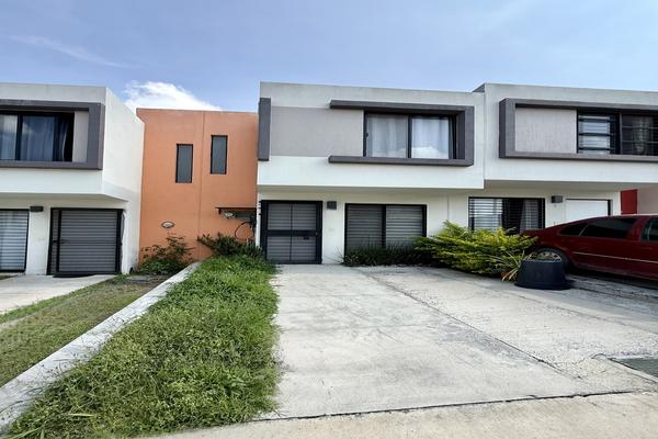 Foto de inmueble en Av. Vista Sur Poniente, Col. Vista Sur Residencial C.P. 45640, Tlajomulco de Zúñiga